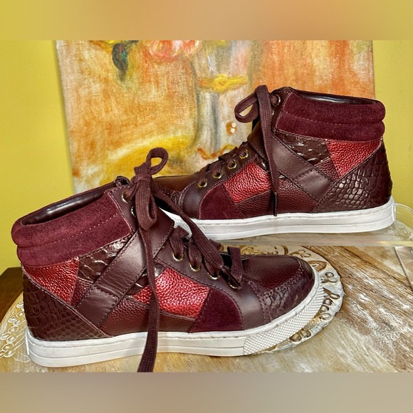EUC Coach “Pembroke Patchwork” High top Leather Sneakers. Oxblood Size 5 - Picture 4 of 9